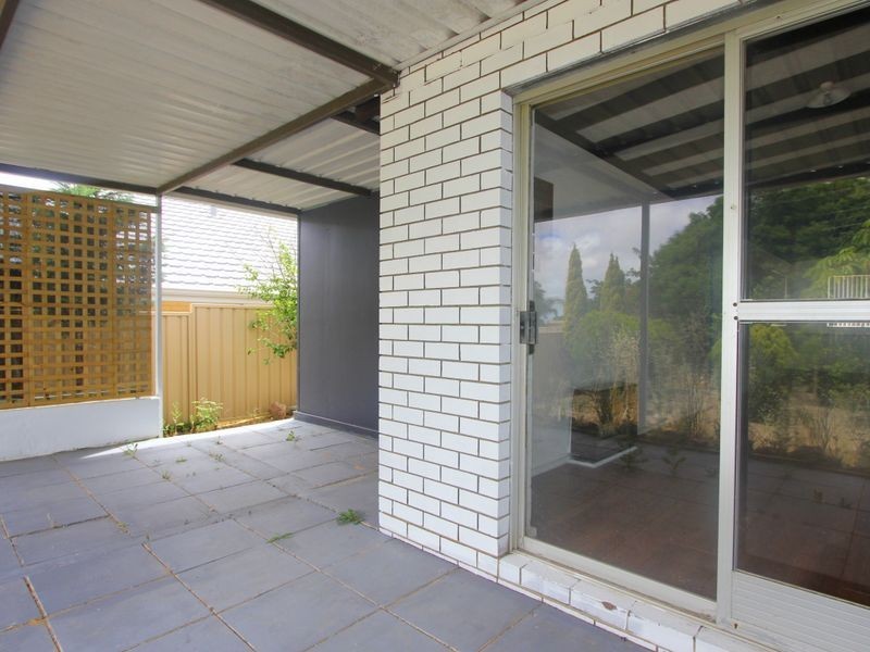38 Woodley Way, Parmelia WA 6167