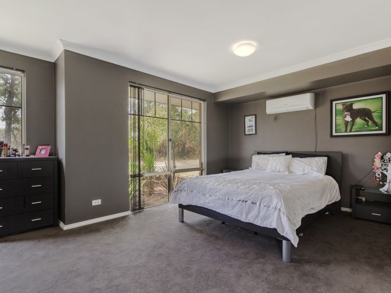 10 Nottingham Parkway, Orelia WA 6167