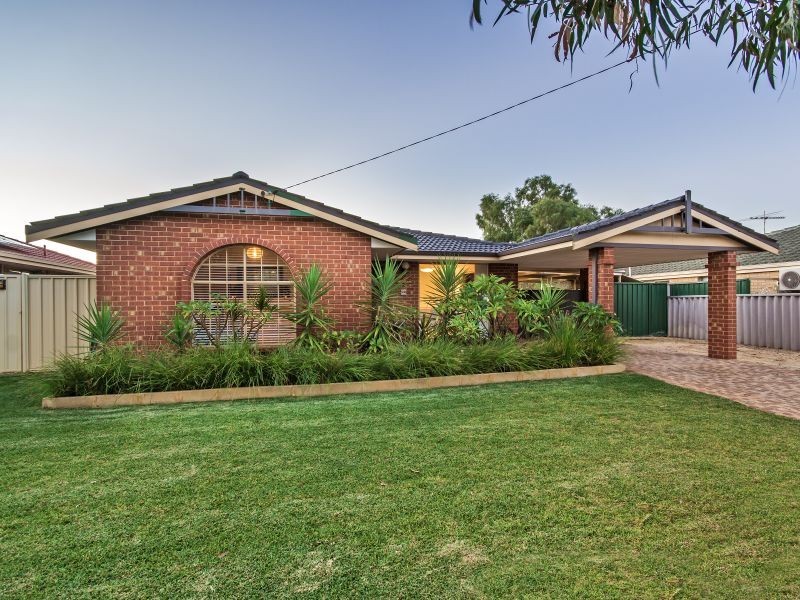 7 Nyandi Court, Thornlie WA 6108