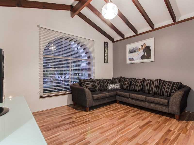 7 Nyandi Court, Thornlie WA 6108