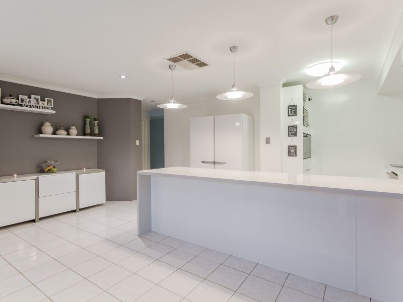 7 Nyandi Court, Thornlie WA 6108