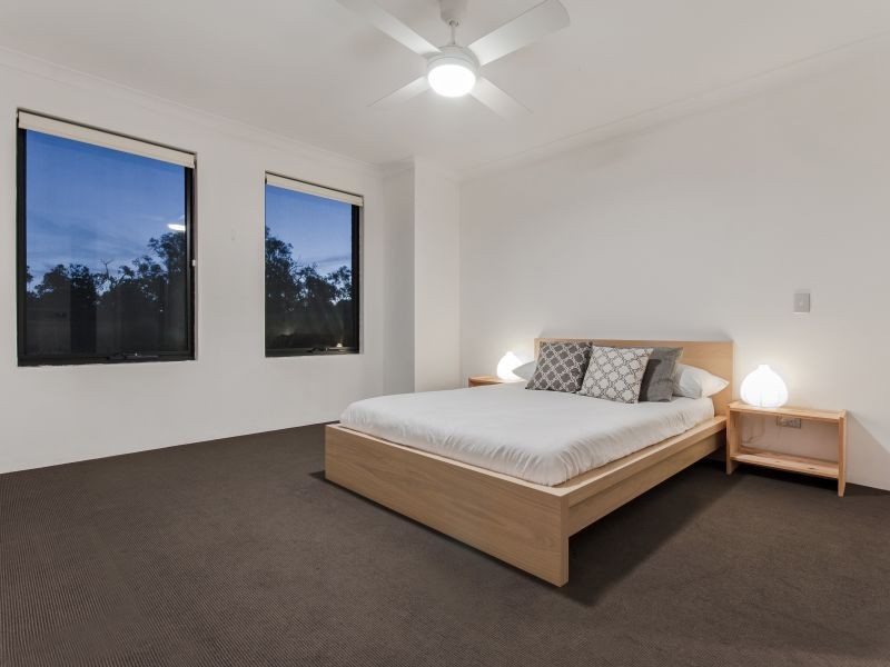 4 Cheltenham Loop, Bertram WA 6167