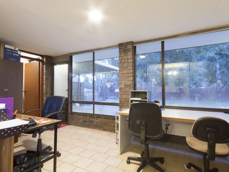 576 Hopkinson Road, Oakford WA 6121