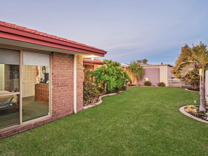 11 Geographe Way, Thornlie WA 6108