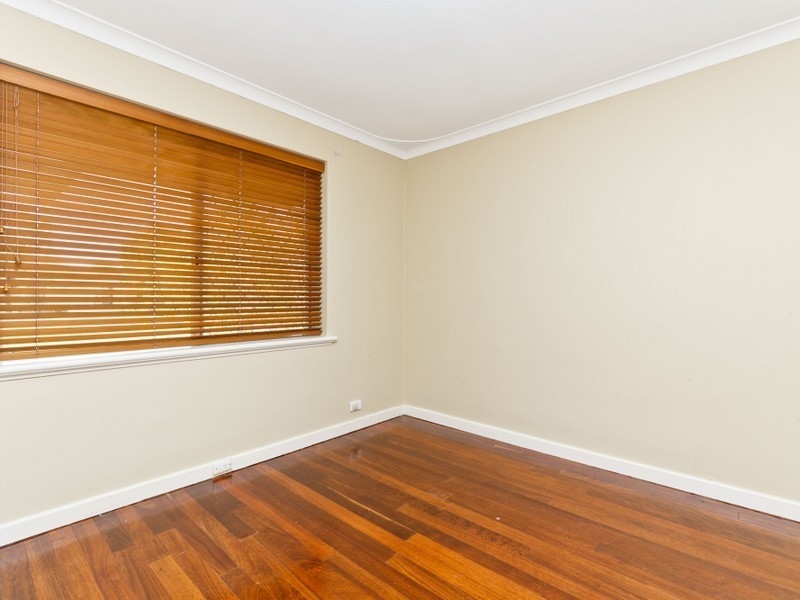 11 Pudney Place, Orelia WA 6167