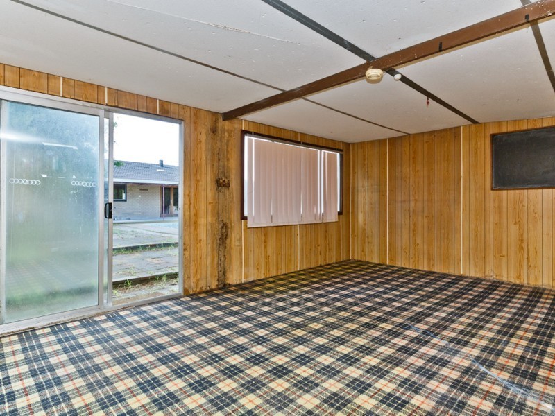 11 Pudney Place, Orelia WA 6167