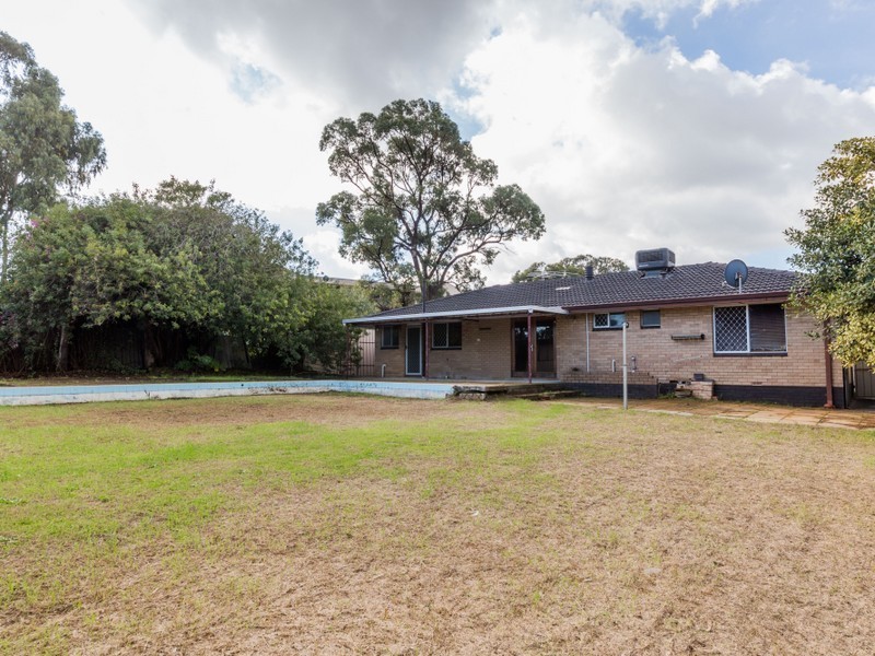 11 Pudney Place, Orelia WA 6167