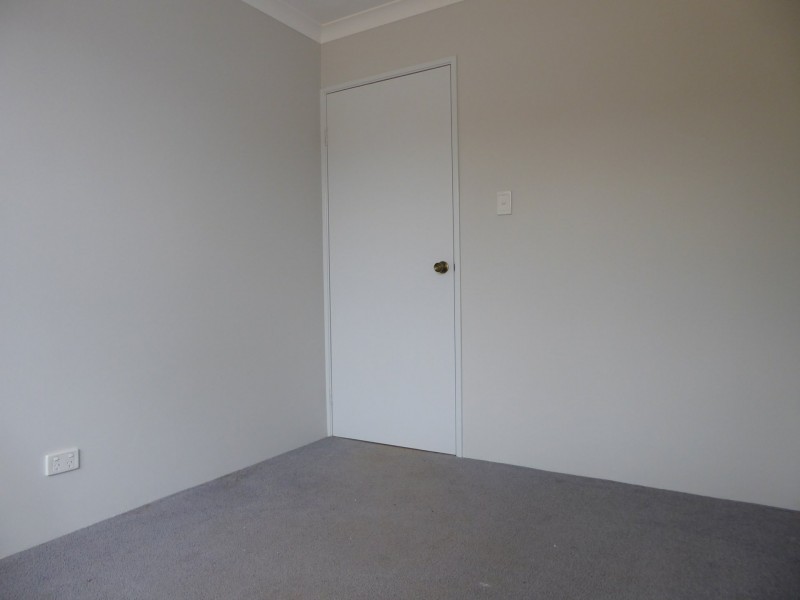 17 Prockter Gardens, Leda WA 6170