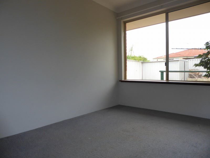 17 Prockter Gardens, Leda WA 6170