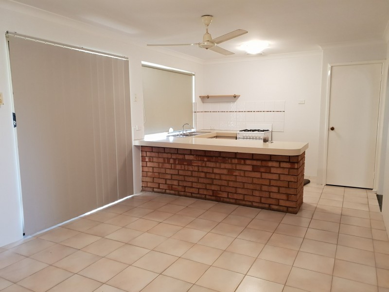 12 Bournan Heights, Parmelia WA 6167