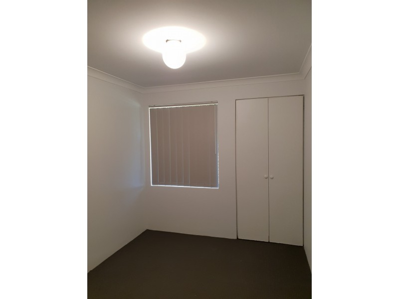 12 Bournan Heights, Parmelia WA 6167