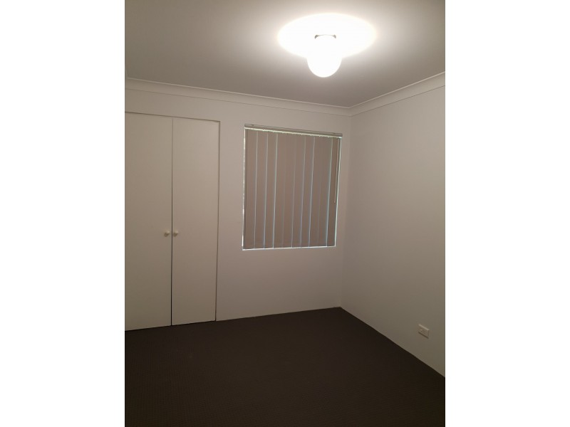 12 Bournan Heights, Parmelia WA 6167