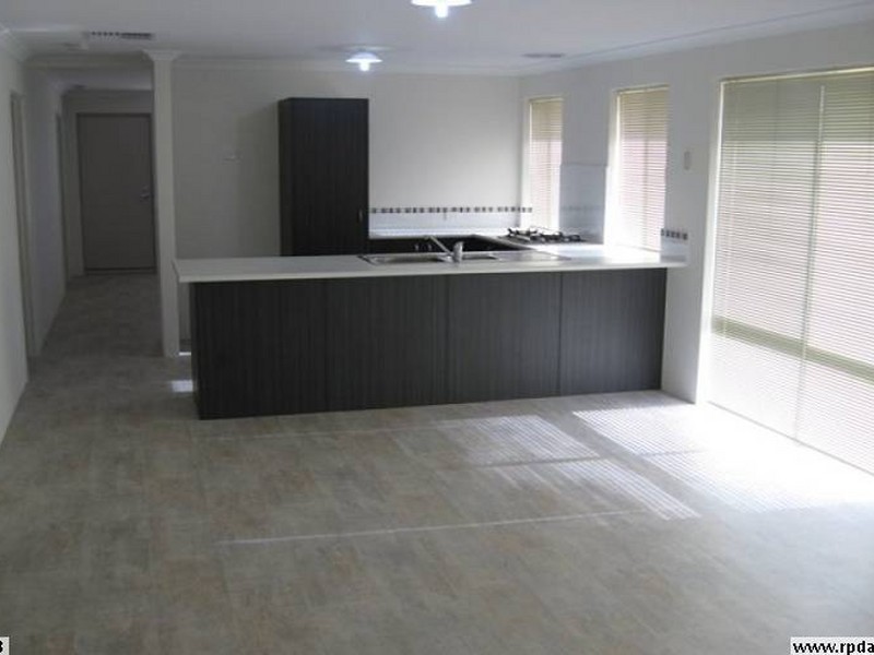 20 Darton Loop, Bertram WA 6167