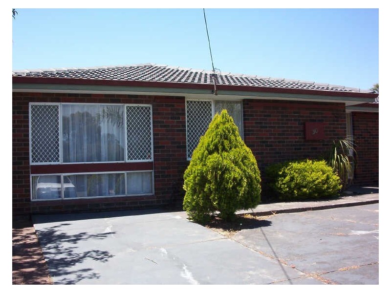 30 Pedder Way, Parmelia WA 6167