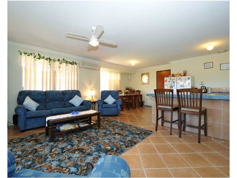 9 Tudor Court, Parmelia WA 6167