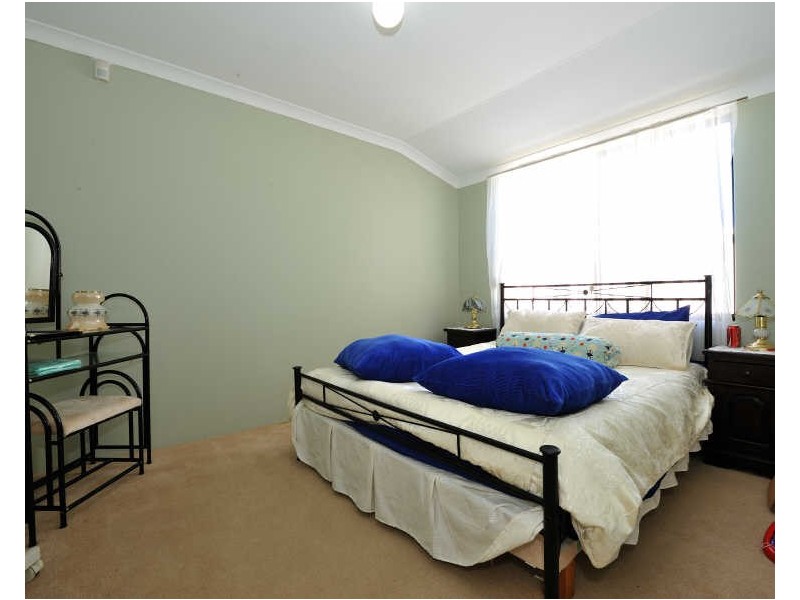9 Tudor Court, Parmelia WA 6167