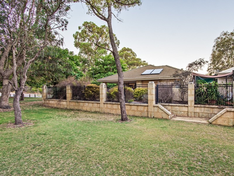 2 Hurley Way, Wellard WA 6170