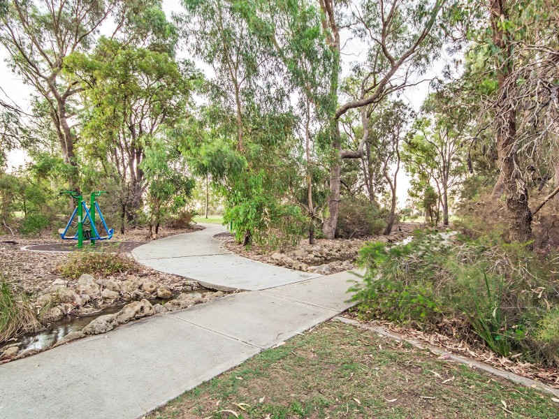 2 Hurley Way, Wellard WA 6170