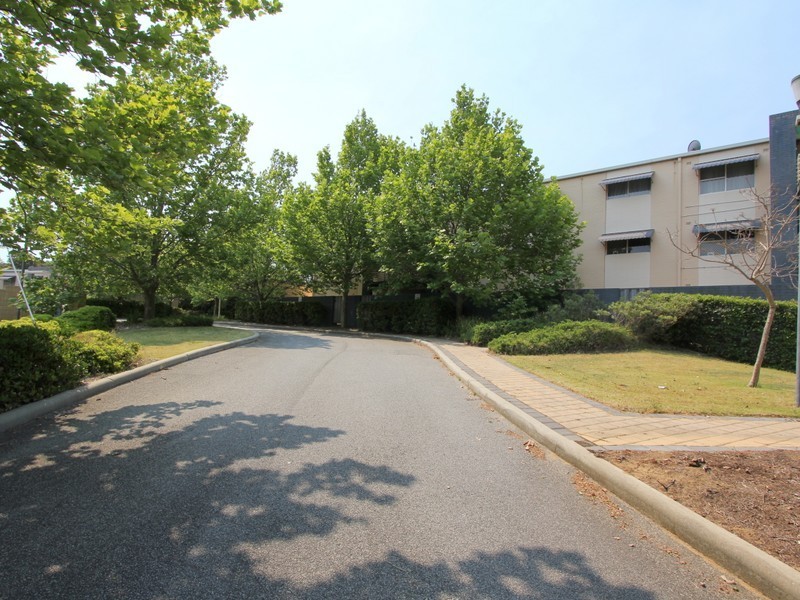 Unit 15/9 Beacham Place, Medina WA 6167