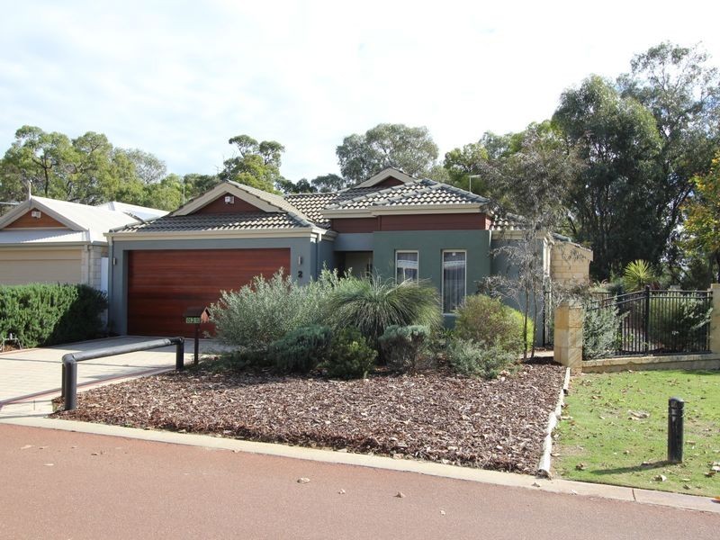 2 Hurley Way, Wellard WA 6170