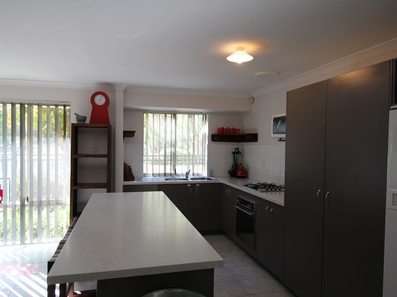 2 Hurley Way, Wellard WA 6170