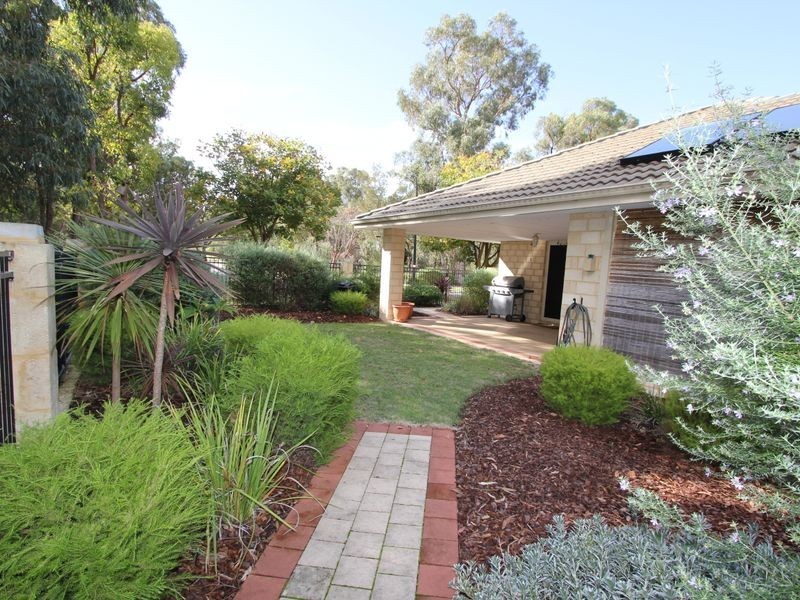 2 Hurley Way, Wellard WA 6170