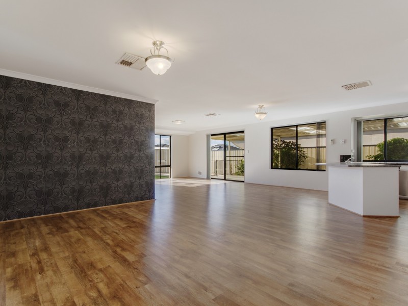 90 Centennial Aveune, Bertram WA 6167