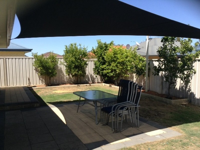 47 Whiteman Crescent, Bertram WA 6167