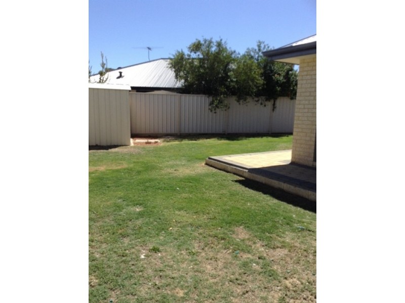 47 Whiteman Crescent, Bertram WA 6167