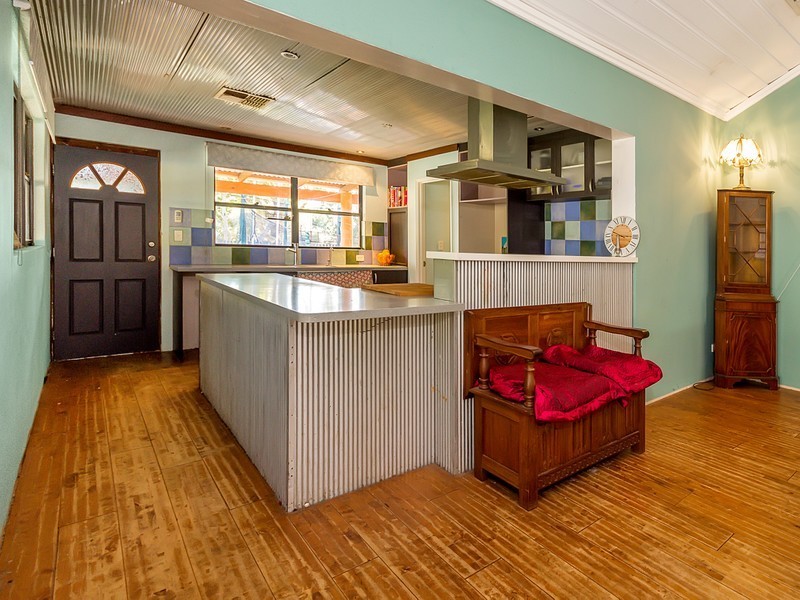 3 Grover Way, Medina WA 6167