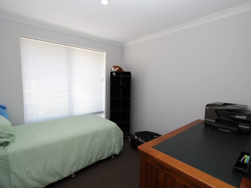 129 Lambeth Circle, Wellard WA 6170