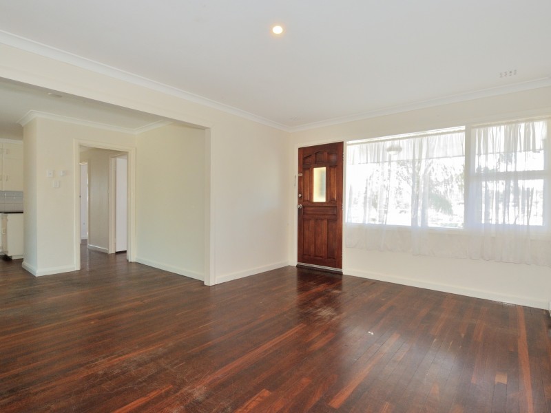 17 Hennessy Avenue, Orelia WA 6167