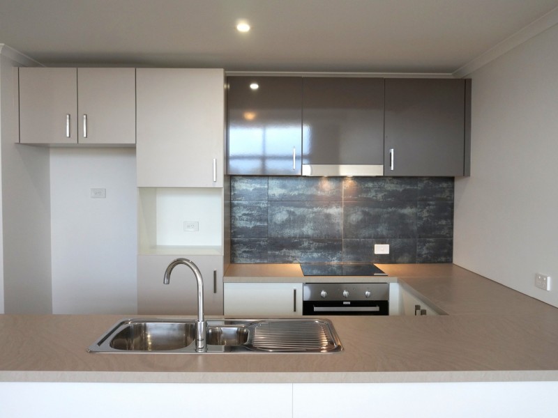 2/10 Pimlico Crescent, Wellard WA 6170