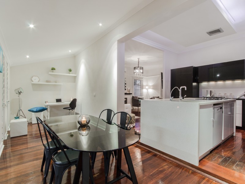 18 George Street, Kensington WA 6151