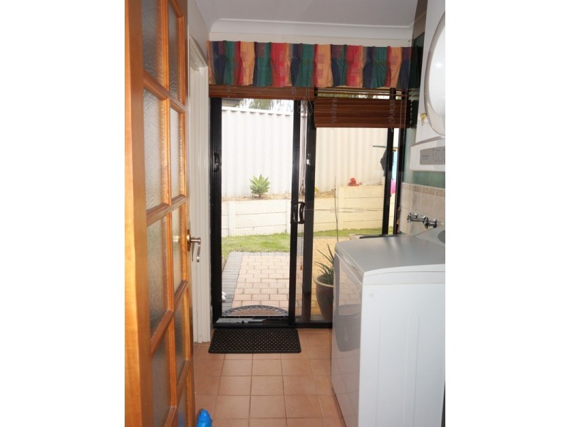 21 Brandon Mews, Parmelia WA 6167
