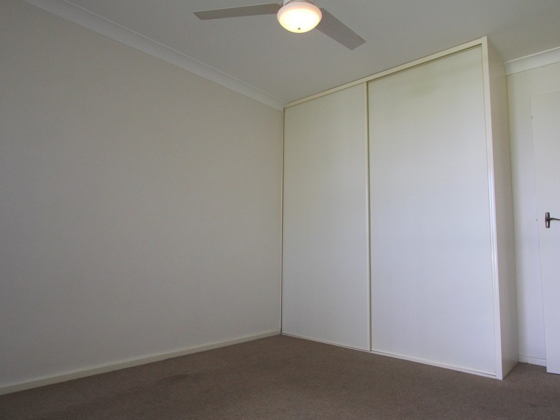 19 Mandfield Way, Parmelia WA 6167