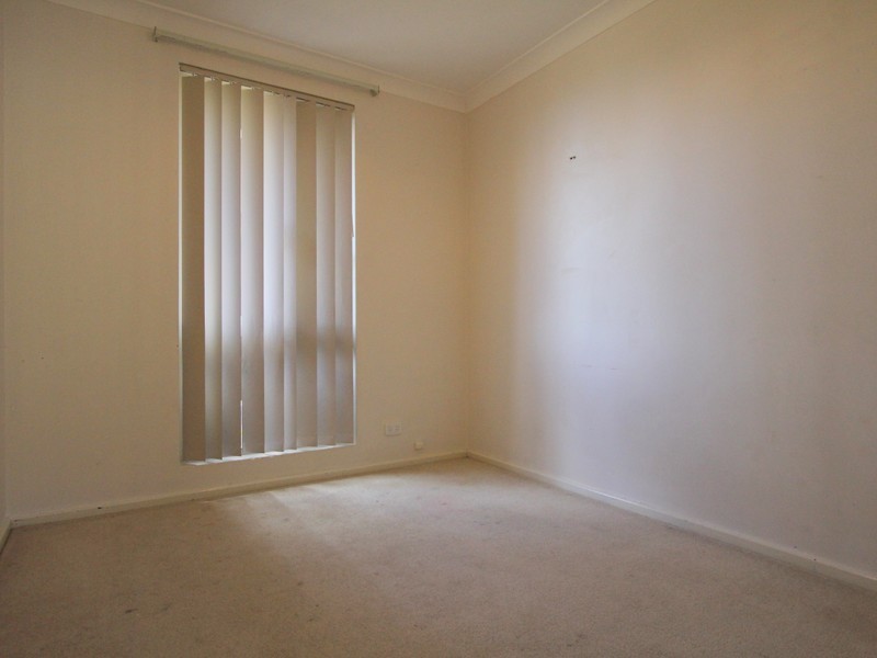 19 Mandfield Way, Parmelia WA 6167