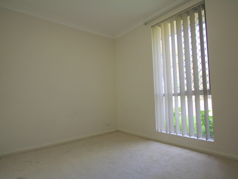 19 Mandfield Way, Parmelia WA 6167