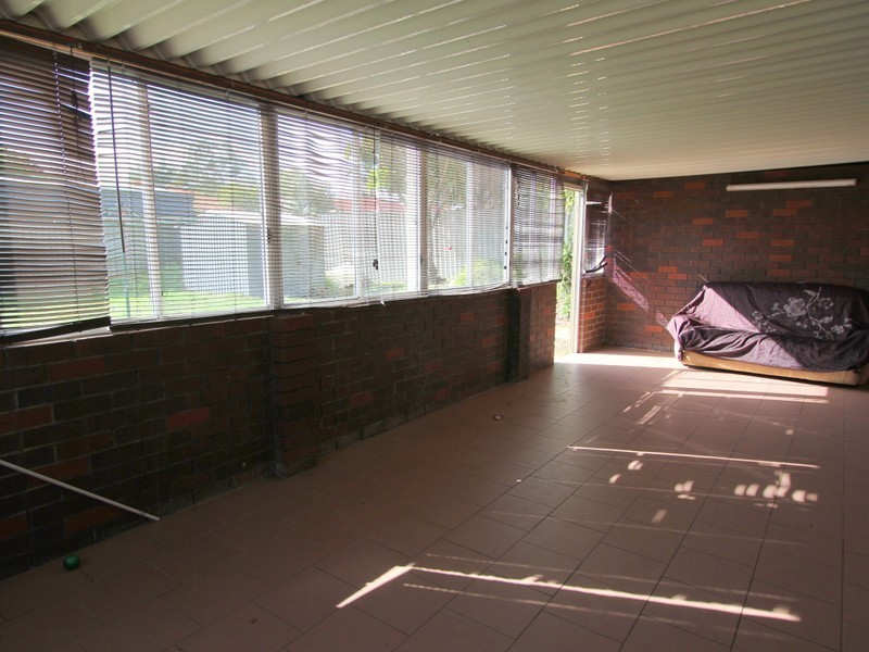 19 Mandfield Way, Parmelia WA 6167