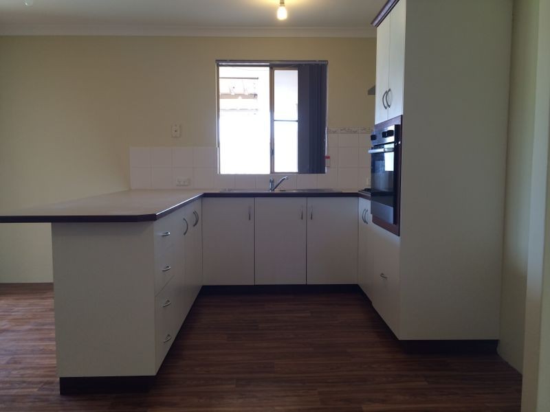 13 Discovery Cresent, Port Kennedy WA 6172