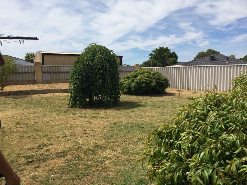 13 Discovery Cresent, Port Kennedy WA 6172