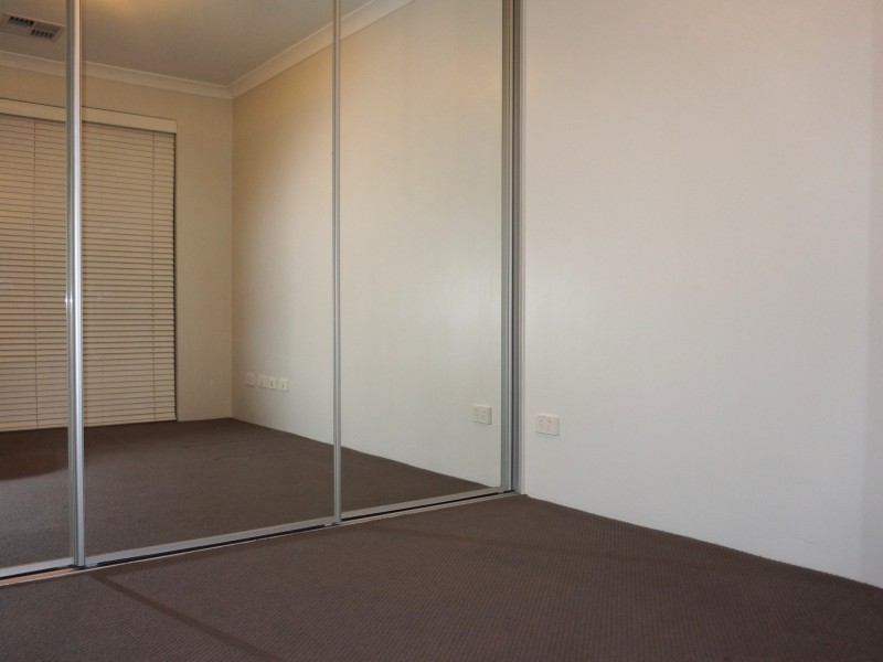 1 Esher Lane, Wellard WA 6170