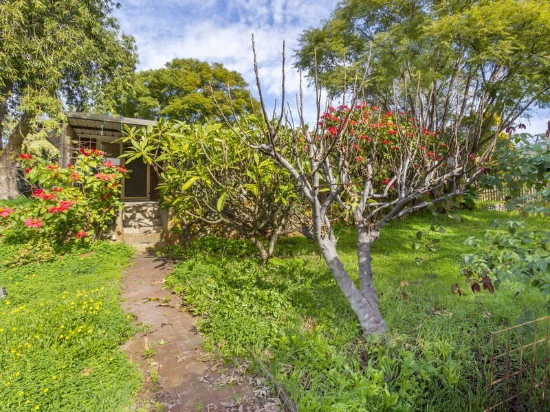 56 McKean Way, Parmelia WA 6167