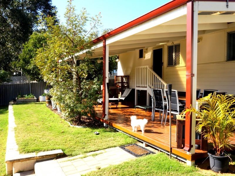 8 Munday Way, Medina WA 6167