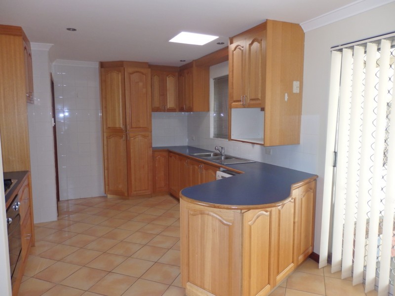 160 Currie Street, Warnbro WA 6169