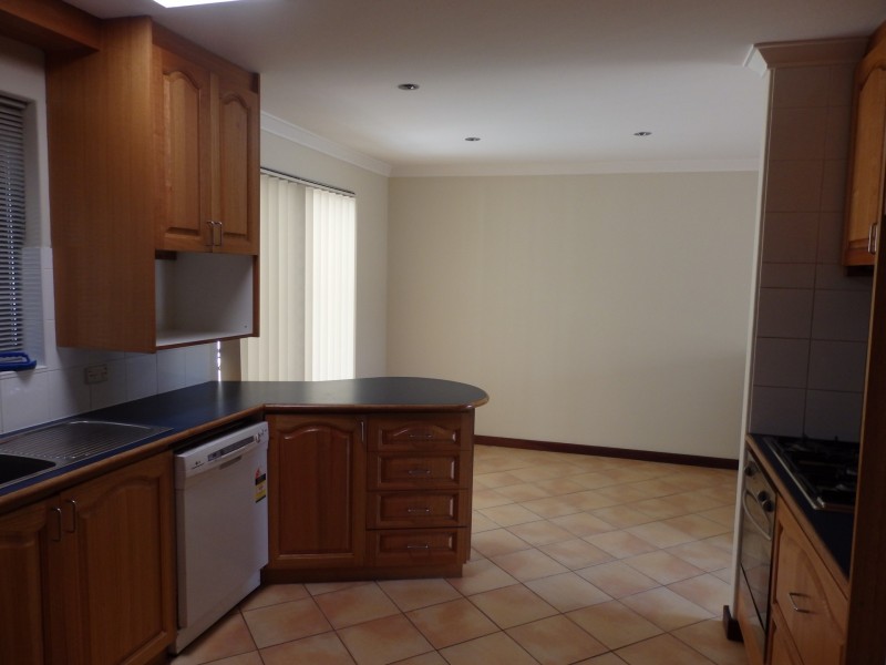 160 Currie Street, Warnbro WA 6169