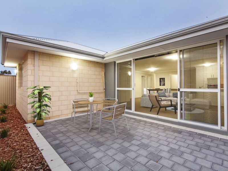 3 Gaffin Way, Kwinana Town Centre WA 6167