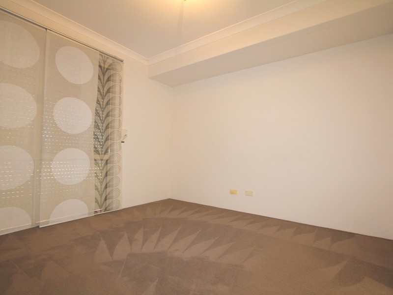 30 Round Hill Drive, Port Kennedy WA 6172