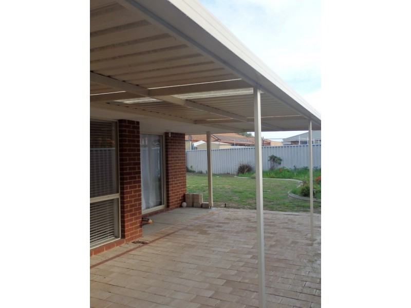 30 Round Hill Drive, Port Kennedy WA 6172