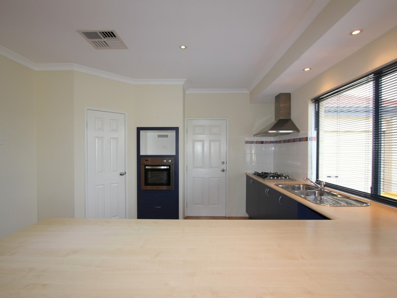 14 Peacock Avenue, Singleton WA 6175